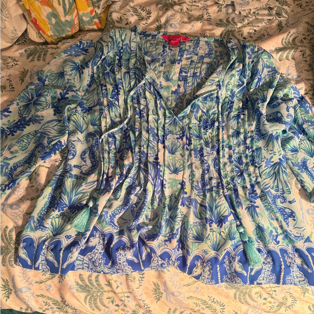 Lilly Pulitzer rouched  Floral Blue and Green Women's Top small